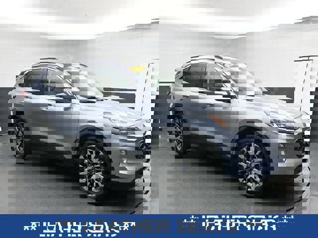 Used 2022 Ford Escape Titanium w/ Class II Trailer Tow Package video 3