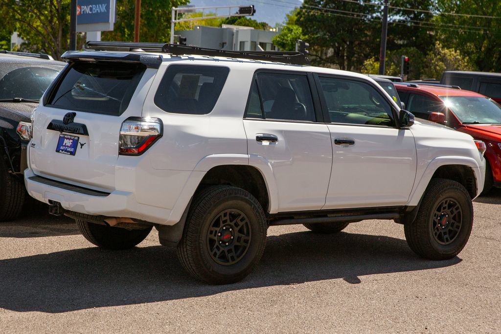 Used 2021 Toyota 4Runner Venture w/ Moonroof Package AWD/4WD image 3