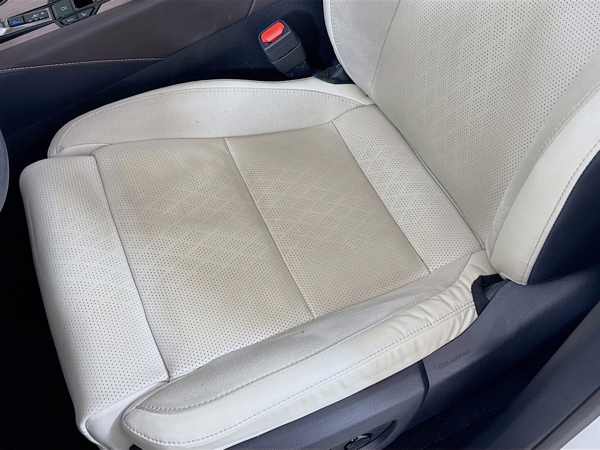 Used 2024 Lexus RX 350 AWD w/ Convenience Package image 21