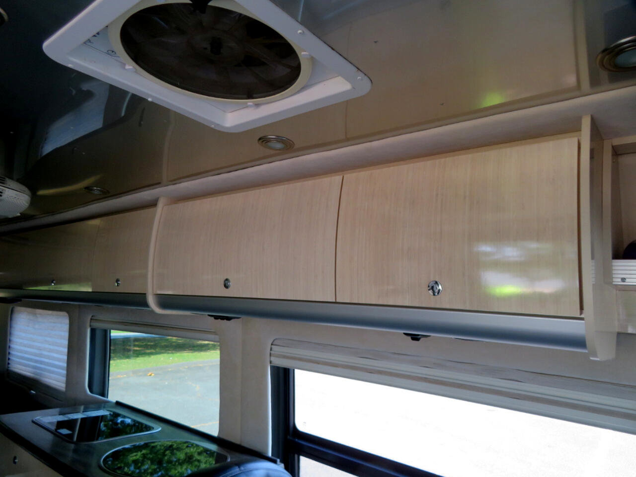 Used 2014 Mercedes-Benz Sprinter 3500 image 38