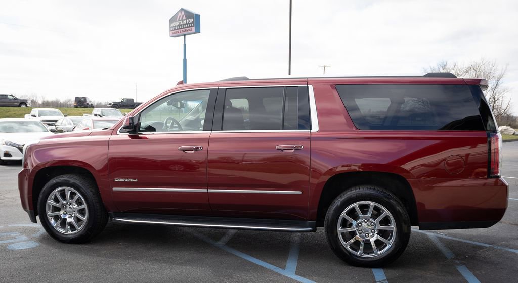 Used 2019 GMC Yukon XL Denali w/ Open Road Package image 28