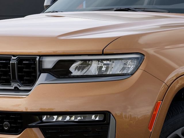 New 2026 Jeep Grand Cherokee Summit AWD/4WD image 10