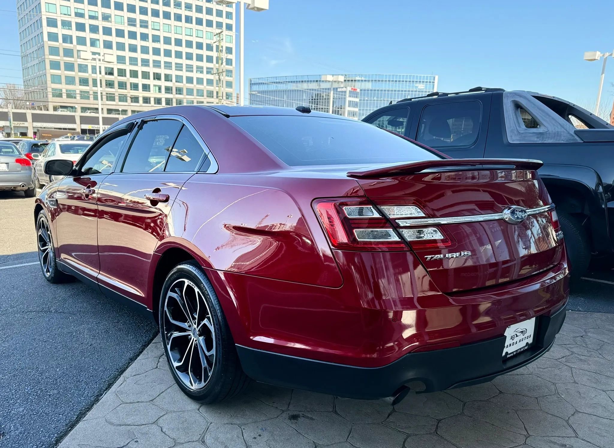 Used 2015 Ford Taurus SHO w/ Equipment Group 401A image 5