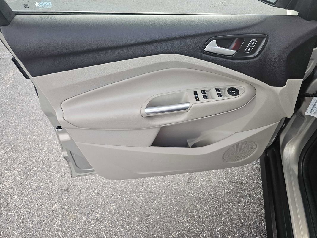 Used 2015 Ford C-MAX SEL w/ Equipment Group 303A image 6