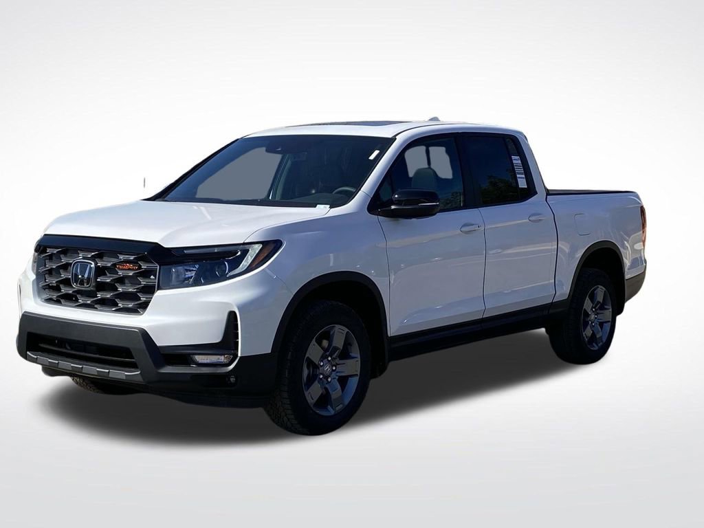 Used 2025 Honda Ridgeline TrailSport image 6