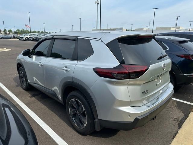 Used 2025 Nissan Rogue SV FWD image 7