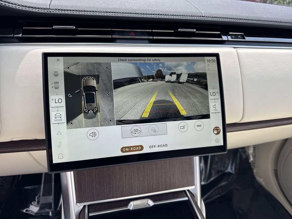 New 2025 Land Rover Range Rover SE image 23
