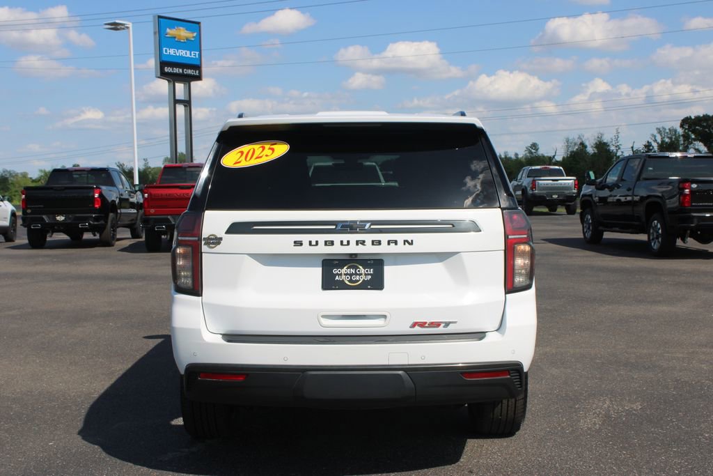 Used 2021 Chevrolet Suburban RST image 8