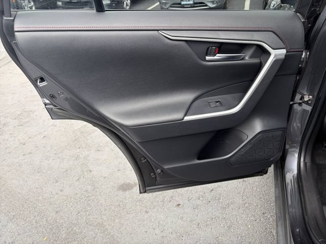 Used 2021 Toyota RAV4 XSE w/ Carpet Mat Package (TMS) AWD/4WD image 28