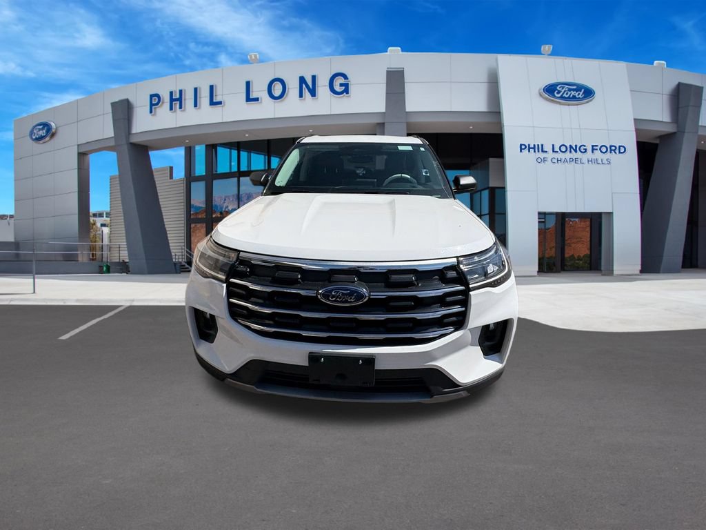 Certified 2025 Ford Explorer Active w/ Active Comfort Package AWD/4WD image 10