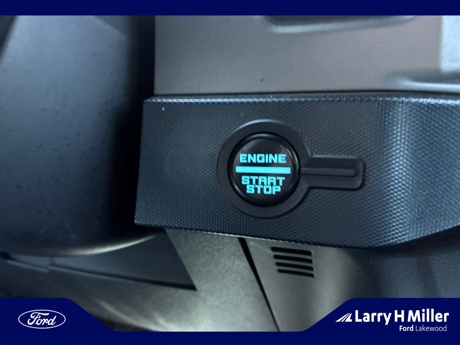 Used 2023 Ford Bronco Outer Banks w/ Sasquatch Package AWD/4WD image 29