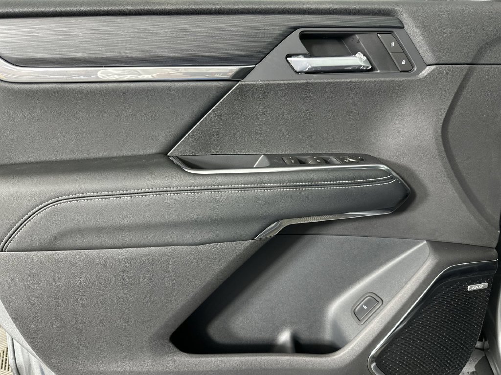 New 2027 GMC Acadia Elevation w/ Elevation Premium Package FWD image 24