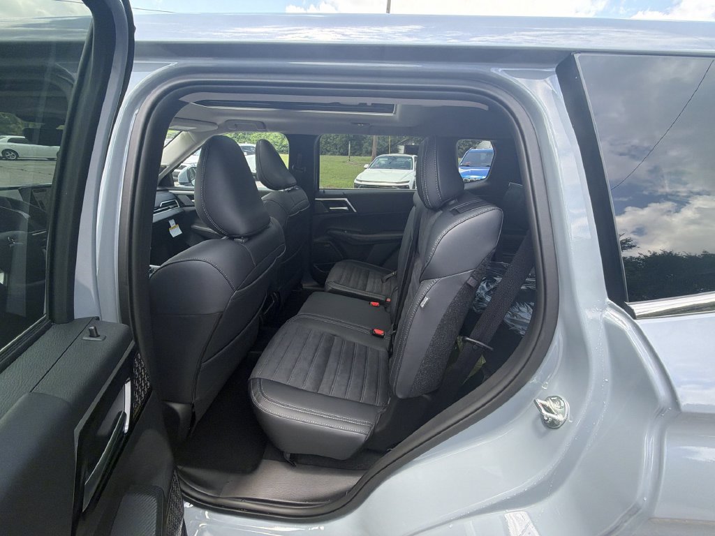 New 2026 Mitsubishi Outlander SE AWD/4WD image 23