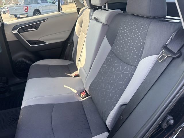 Used 2025 Toyota RAV4 XLE image 21