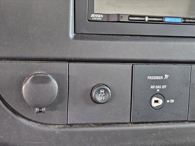 Used 2021 Chevrolet Express 3500 image 17
