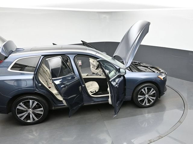 Used 2023 Volvo XC60 B5 Plus AWD/4WD image 44