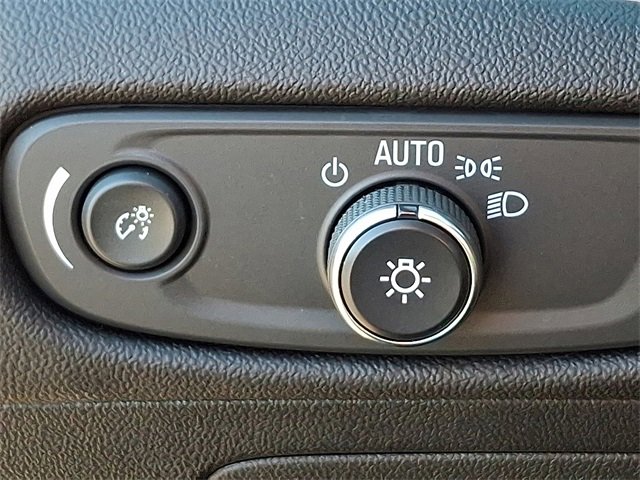 Used 2022 Chevrolet Malibu LT image 25