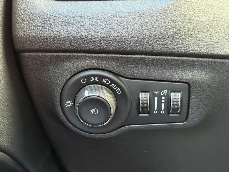 Used 2019 Jeep Compass Trailhawk AWD/4WD image 29