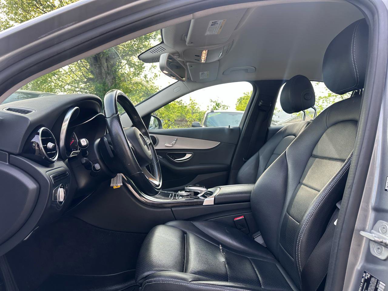 Used 2015 Mercedes-Benz C 300 Sedan image 10