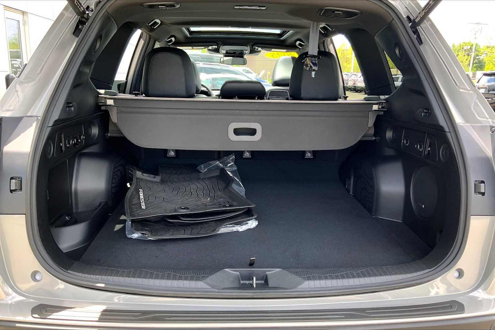 Certified 2025 Subaru Forester Limited AWD/4WD image 35