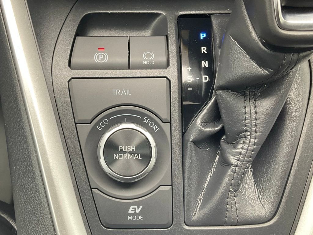 Used 2024 Toyota RAV4 XLE Premium image 35