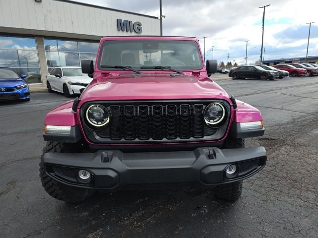 Used 2024 Jeep Gladiator Sport image 11
