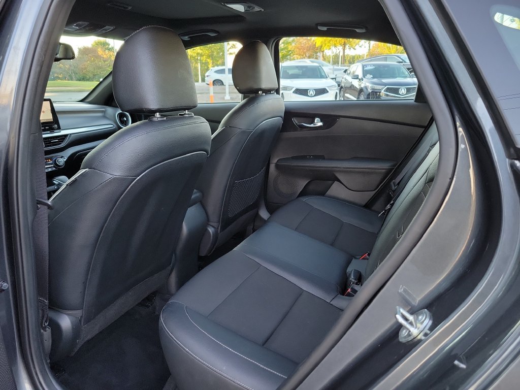 Used 2024 Kia Forte GT-Line w/ GT-Line Premium Package FWD image 13