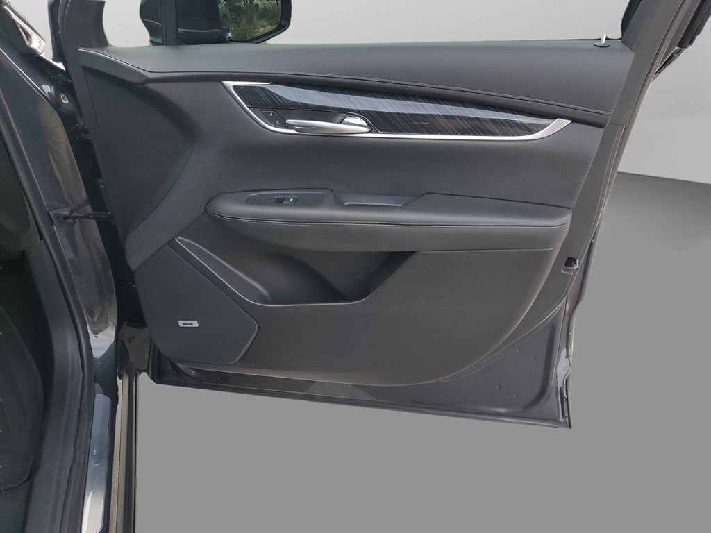 Used 2022 Cadillac XT6 Premium Luxury image 15