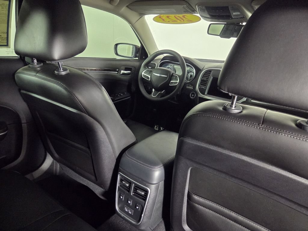 Used 2023 Chrysler 300 Touring L w/ Comfort Group RWD image 30