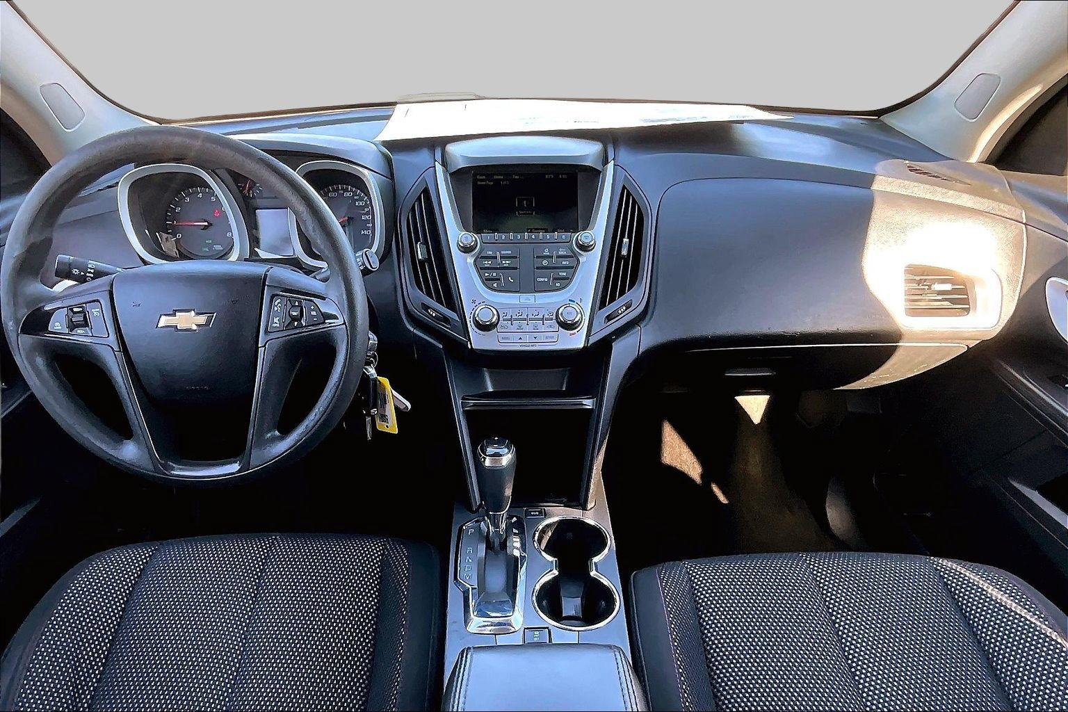 Used 2017 Chevrolet Equinox LS AWD/4WD image 14