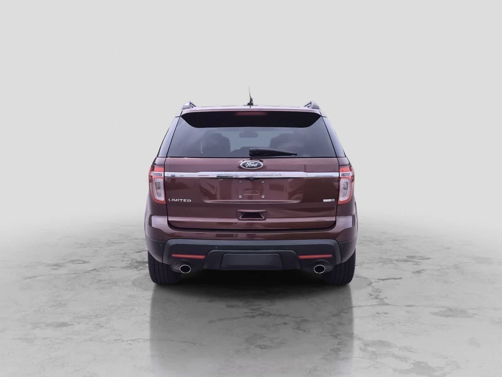 Used 2015 Ford Explorer Limited w/ Equipment Group 302A AWD/4WD image 7