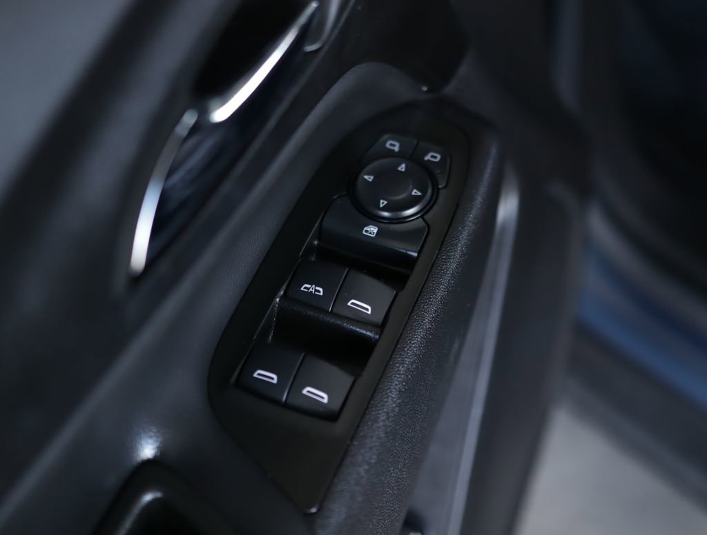 Used 2024 Chevrolet Equinox LT w/ LPO, Floor Liner Package FWD image 22