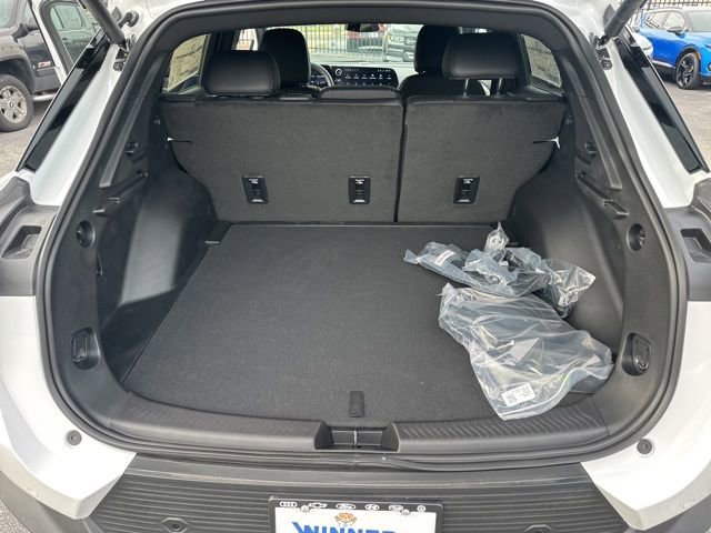 New 2026 Chevrolet Equinox EV LT image 11