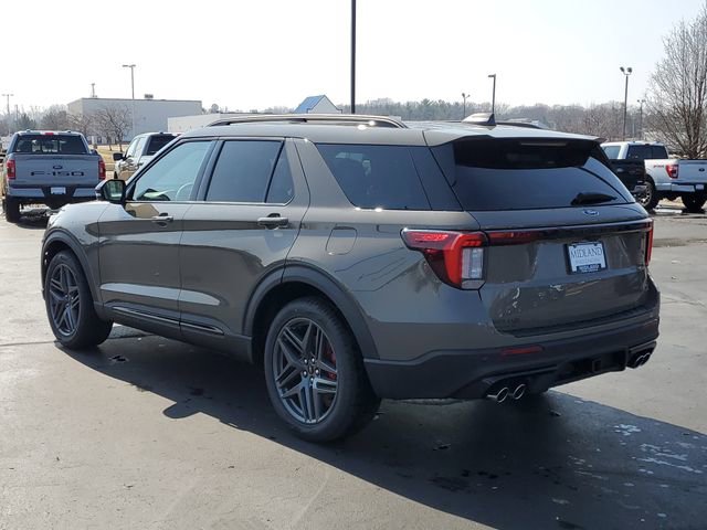 New 2026 Ford Explorer ST image 4