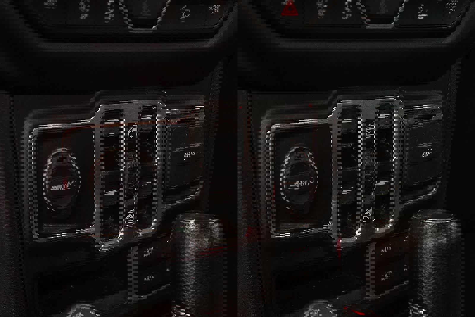 Used 2023 Jeep Wrangler Sahara w/ Cold Weather Group image 20