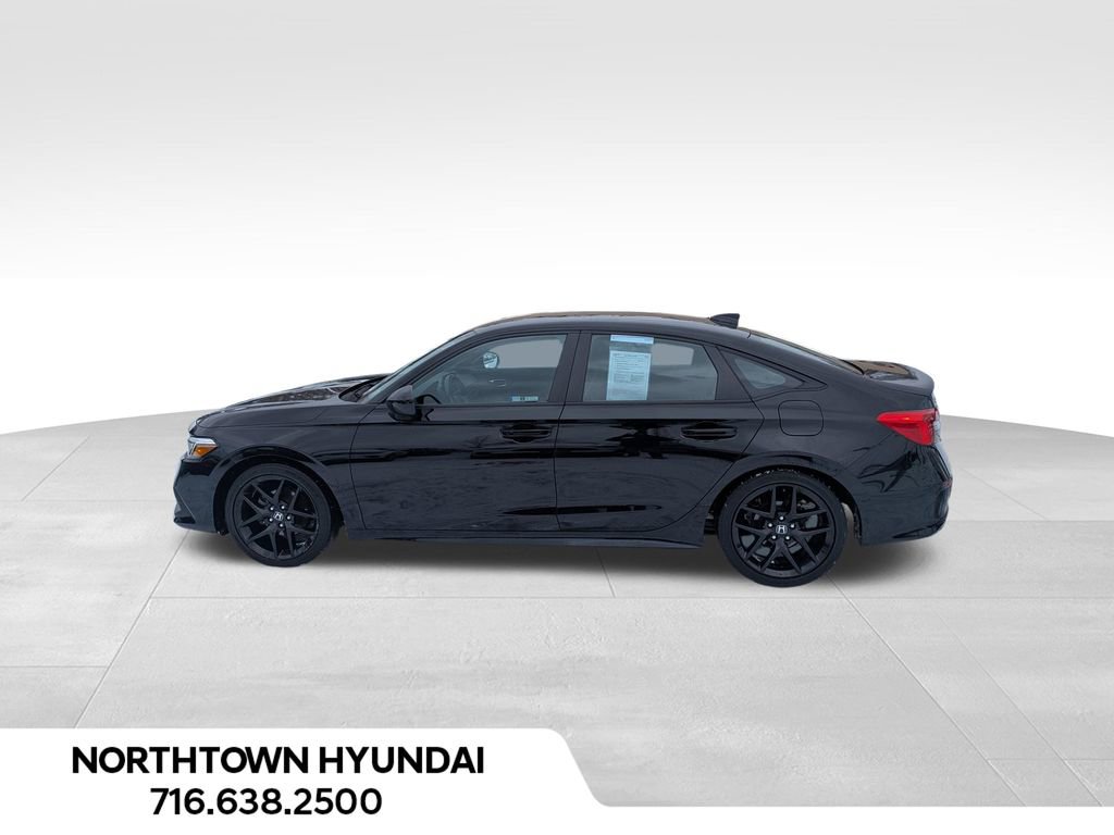 Used 2023 Honda Civic Sport image 2