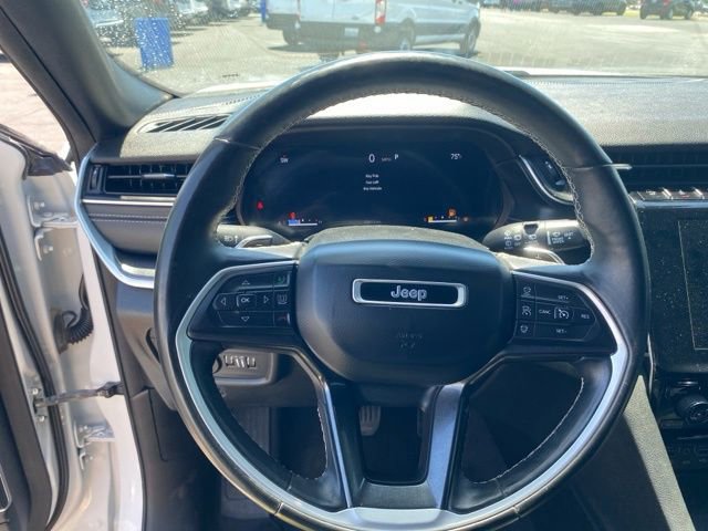 Used 2021 Jeep Grand Cherokee L Laredo AWD/4WD image 11