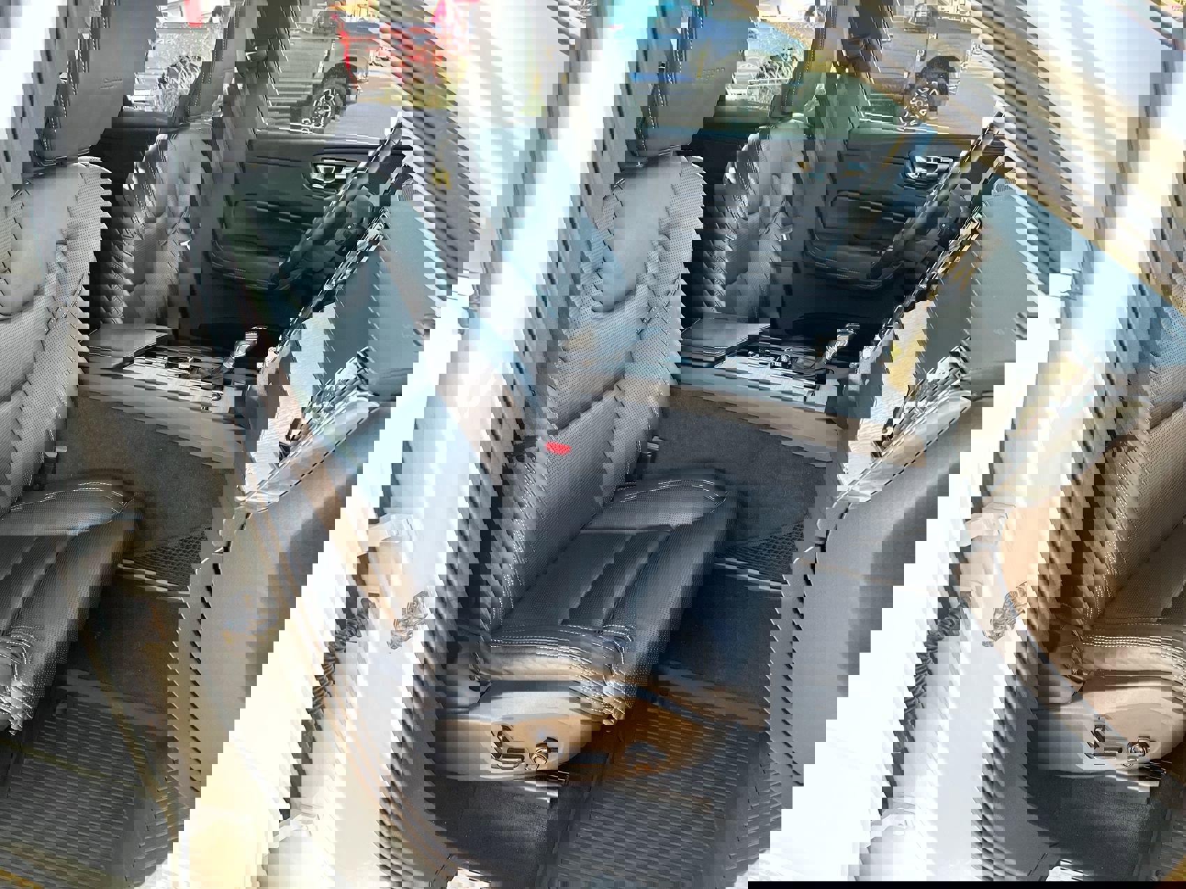 Used 2020 Volvo XC60 T6 Inscription w/ Protection Package Premier image 23