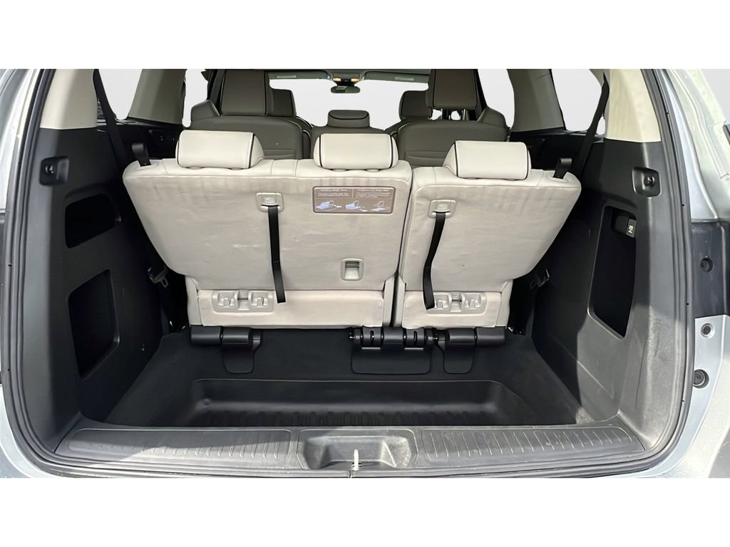 Used 2025 Honda Odyssey Touring image 9