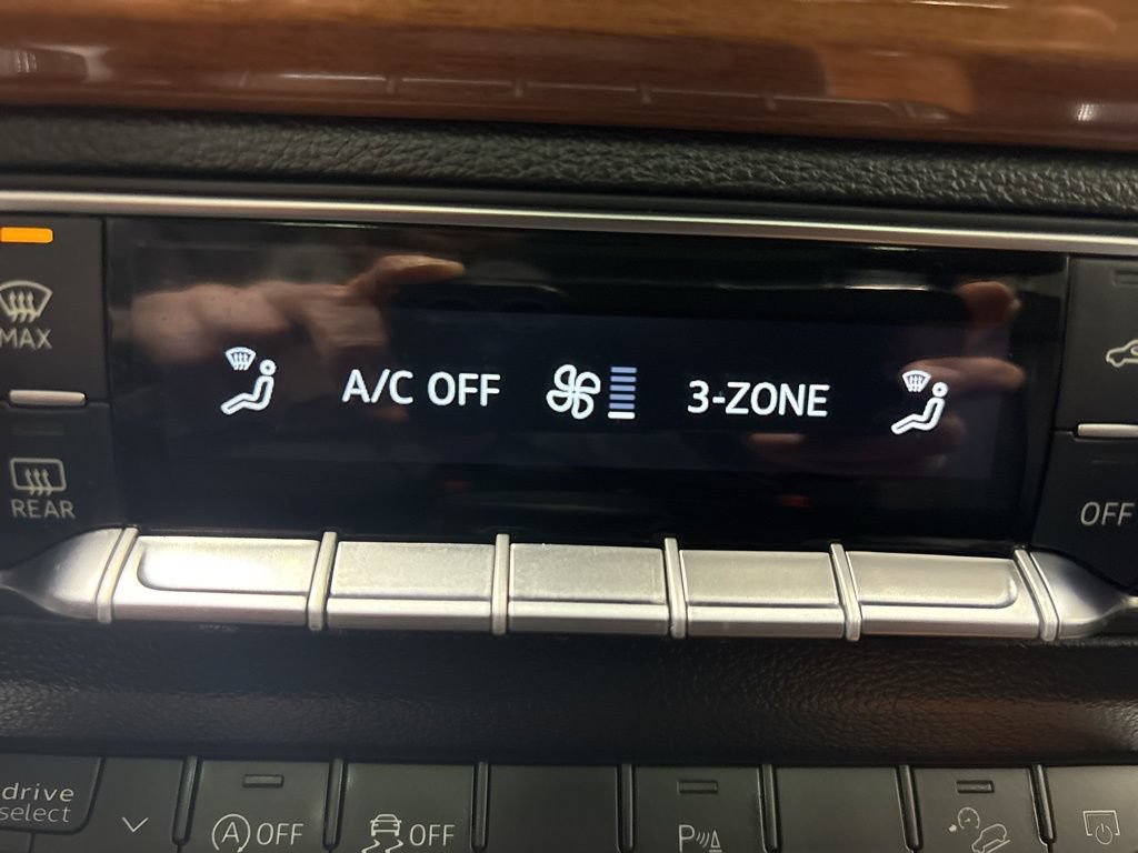 Used 2023 Audi Q5 2.0T Premium w/ Convenience Package AWD/4WD image 23