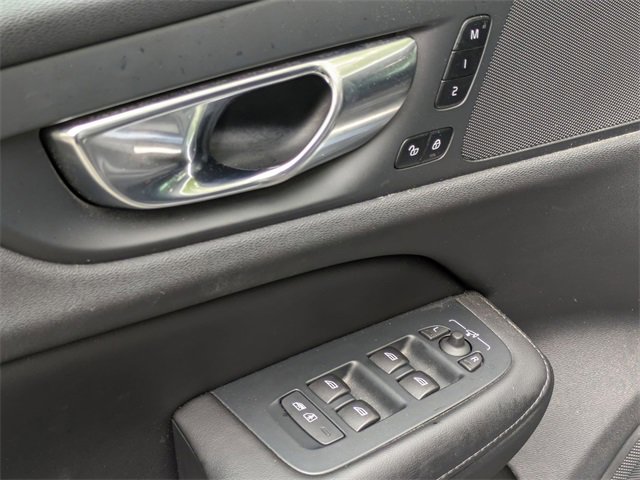 Certified 2024 Volvo V60 B5 Cross Country Plus image 25