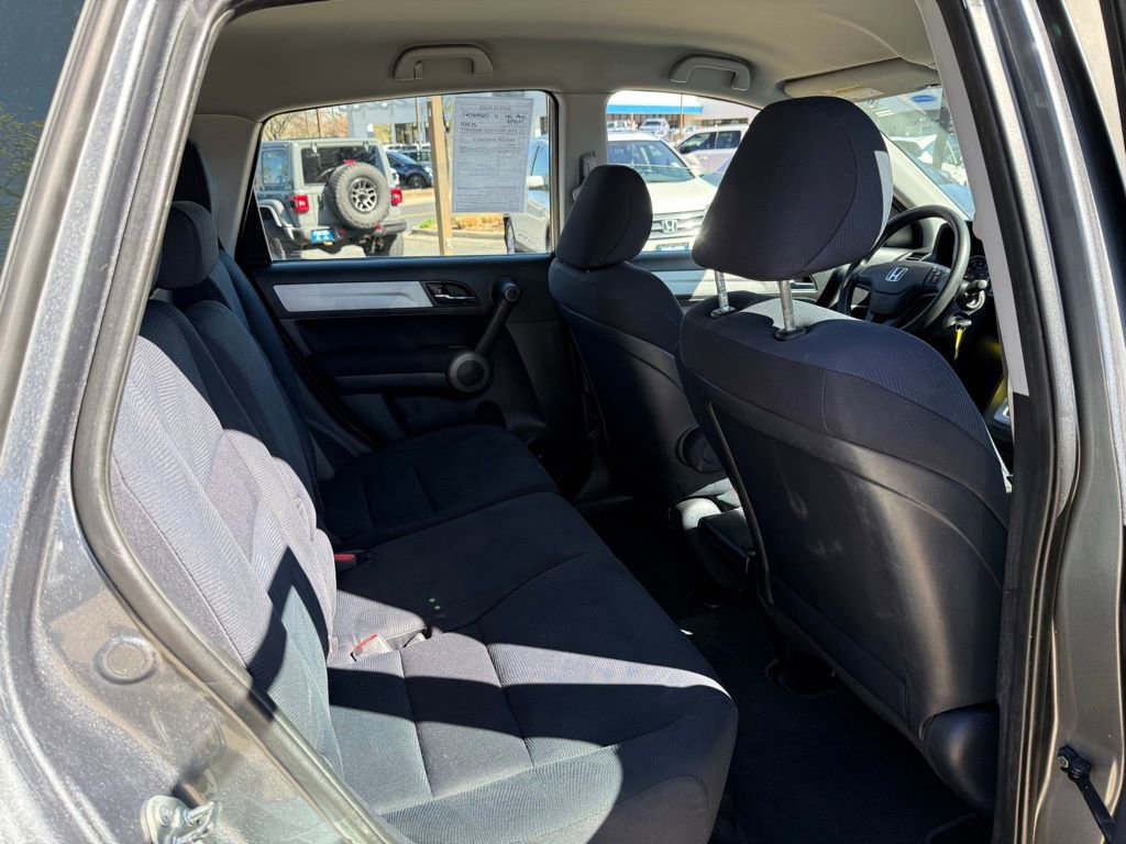 Used 2010 Honda CR-V LX image 17