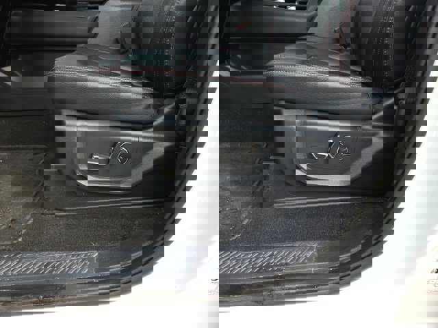 Used 2024 Ford Expedition Limited image 71