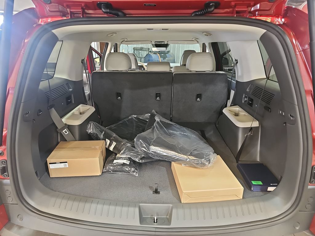 New 2026 Hyundai Santa Fe SEL w/ Tow & Go Package FWD image 13