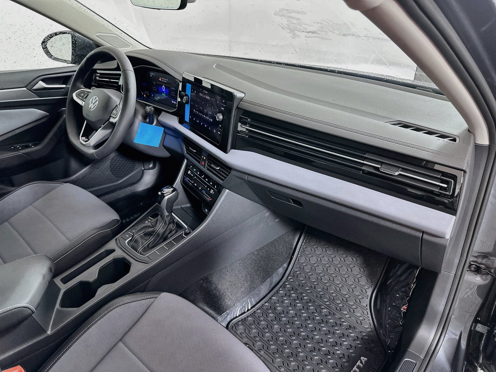New 2027 Volkswagen Jetta SE FWD image 27