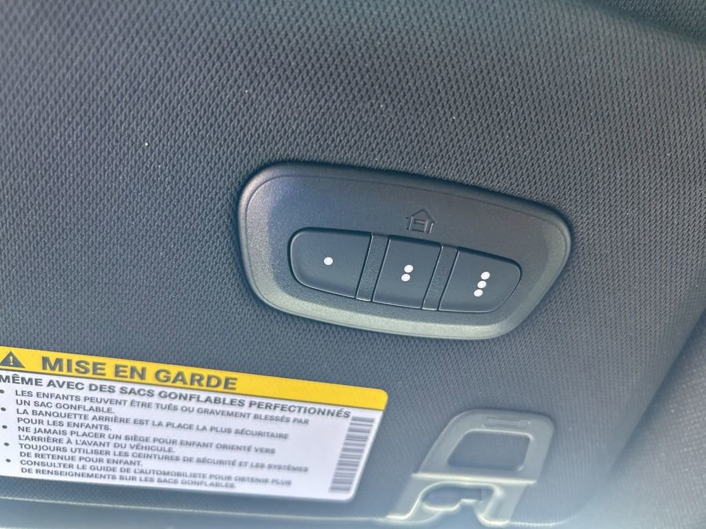 Certified 2025 Jeep Grand Cherokee Limited w/ Black Appearance Package image 47