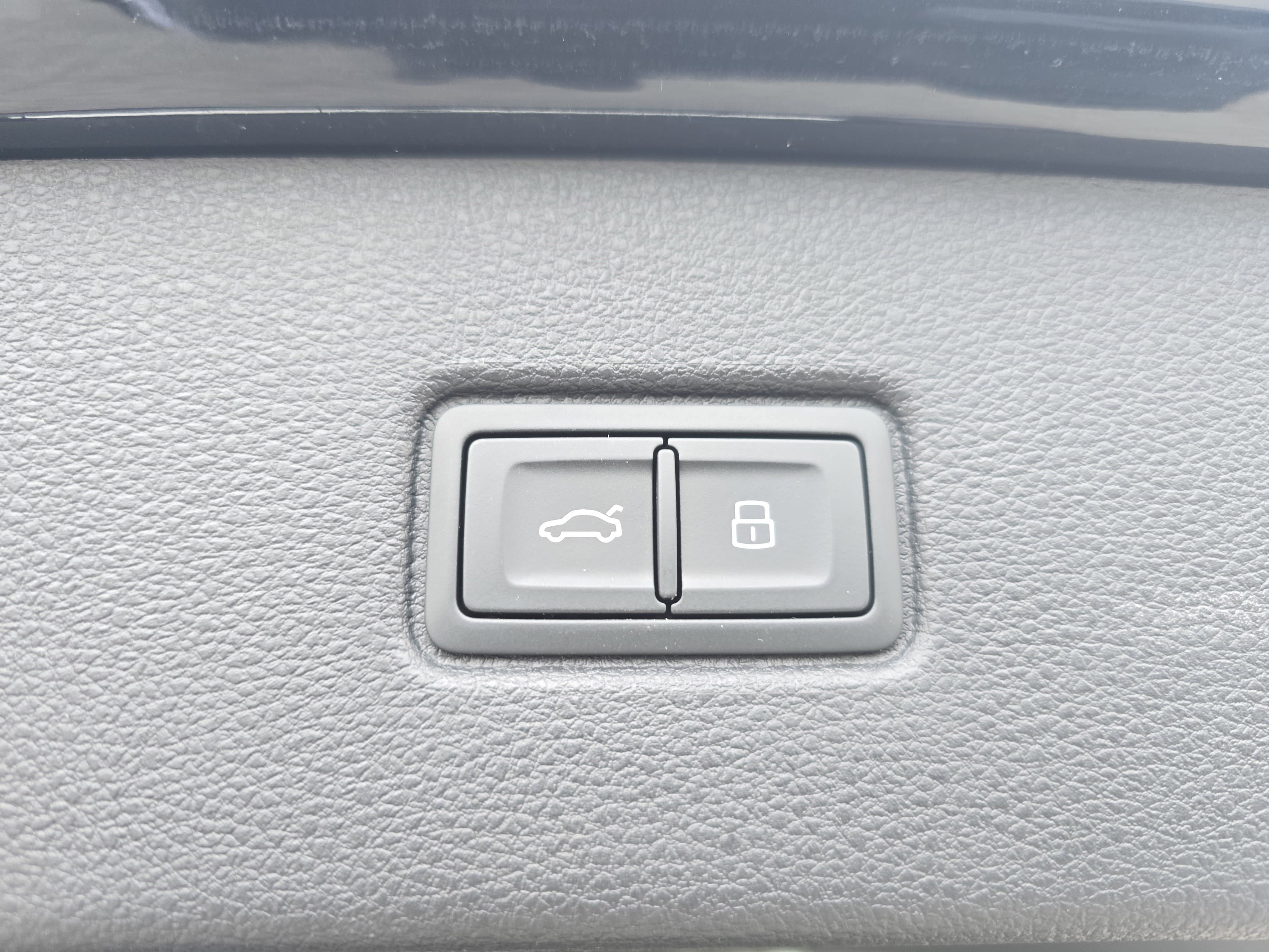 Used 2025 Audi Q7 3.0T Prestige w/ Prestige Package image 13