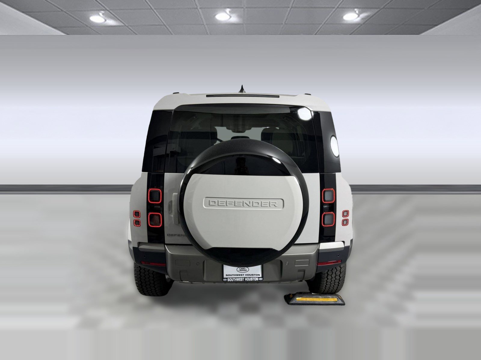 Used 2026 Land Rover Defender 110 S image 6