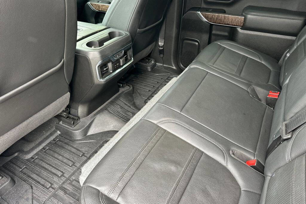 Used 2021 GMC Sierra 2500 Denali w/ Denali Ultimate Package image 12