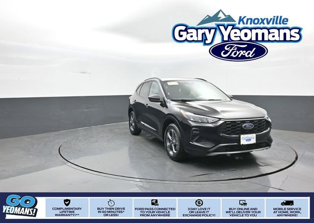 Used 2023 Ford Escape ST-Line AWD/4WD image 1